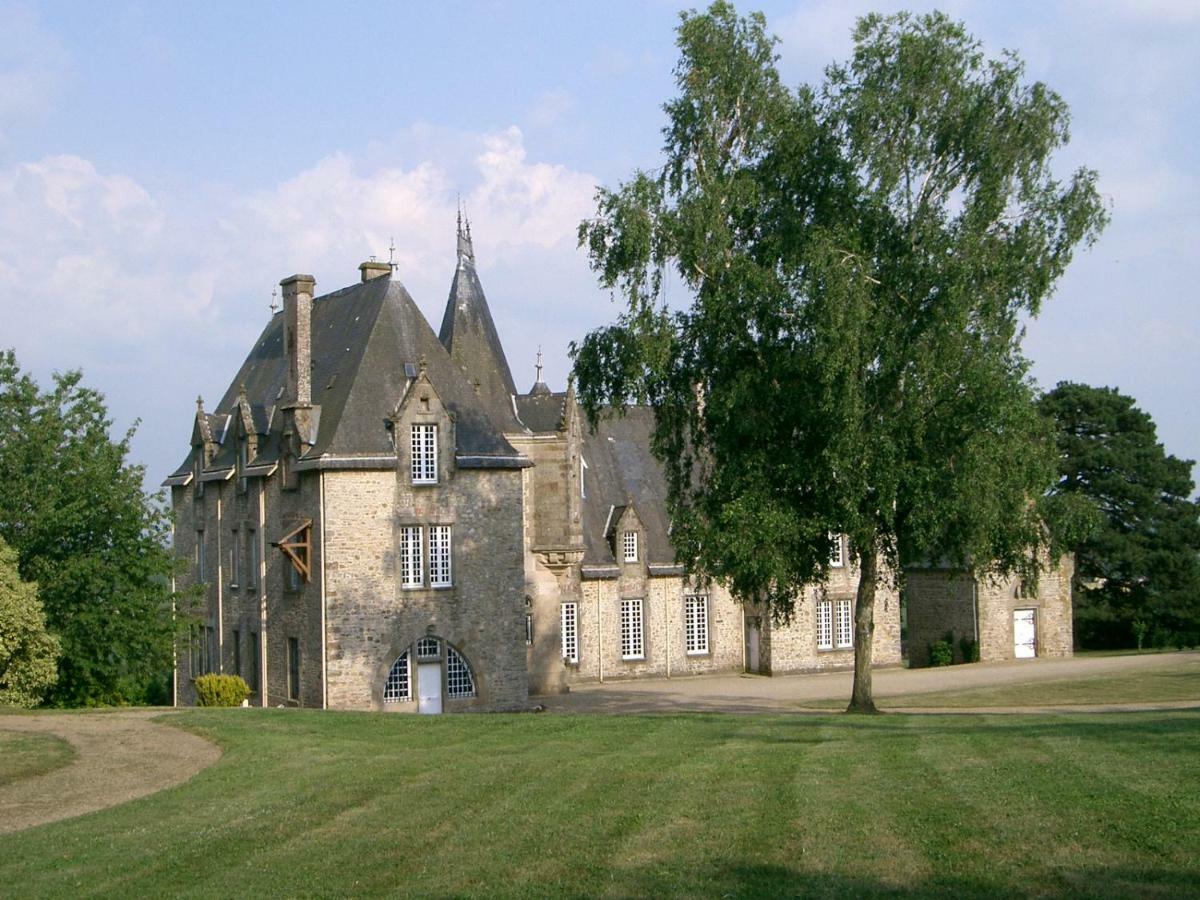לינה וארוחת בוקר Saint-Germain-le-Guillaume La Sicorie מראה חיצוני תמונה